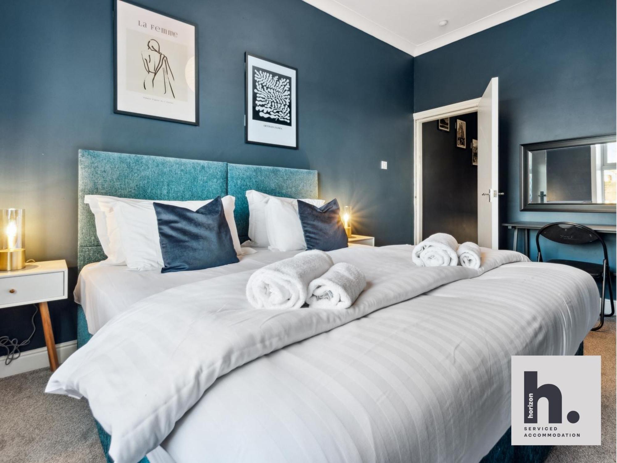 הרוגייט Free Parking - Penthouse - Business Stays - Relocating - St מראה חיצוני תמונה