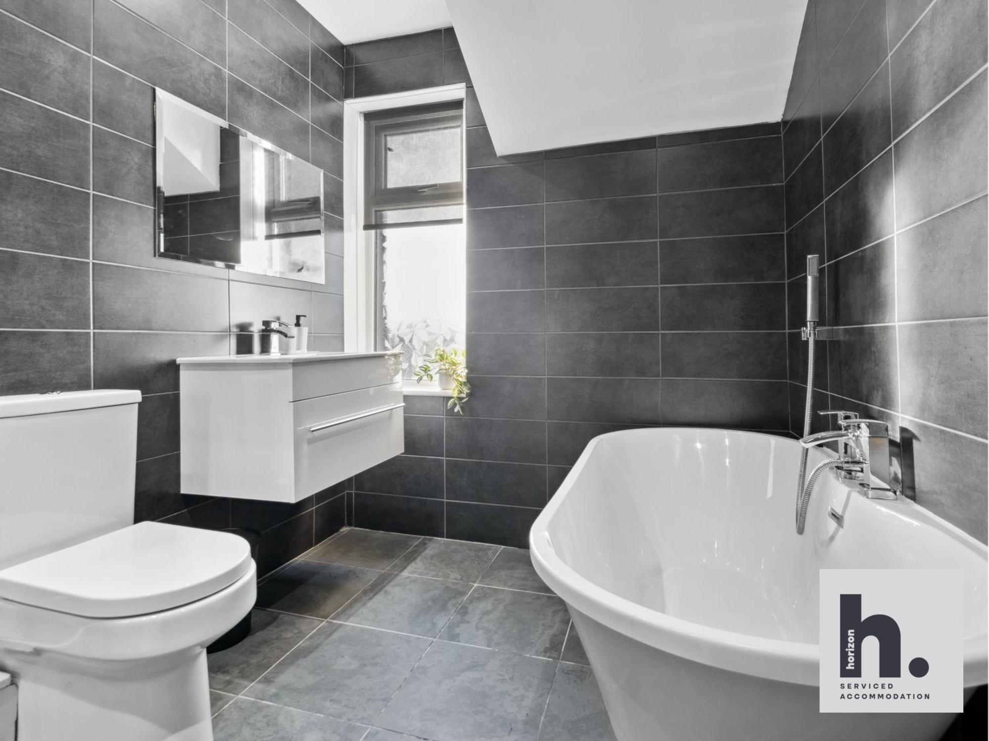 הרוגייט Free Parking - Penthouse - Business Stays - Relocating - St מראה חיצוני תמונה